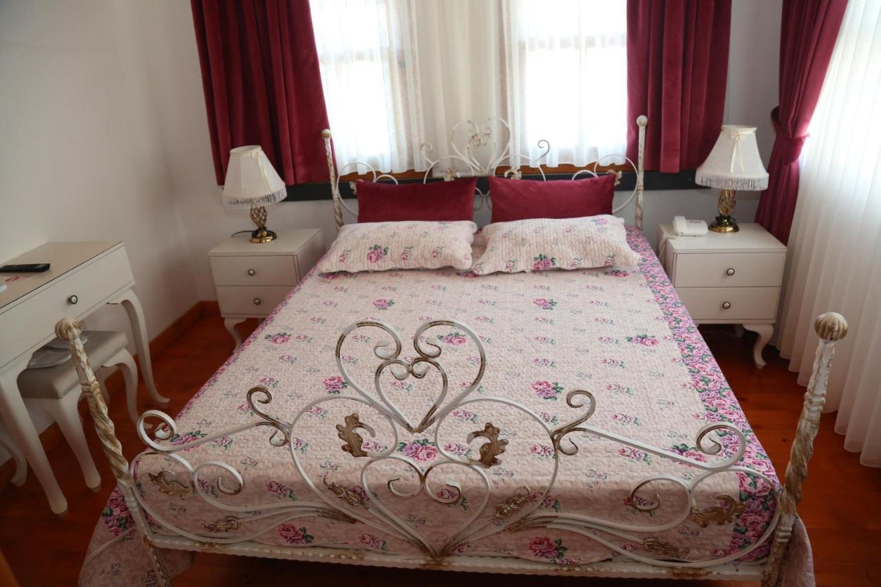 Yali Konak Butik Otel Golcuk Екстер'єр фото