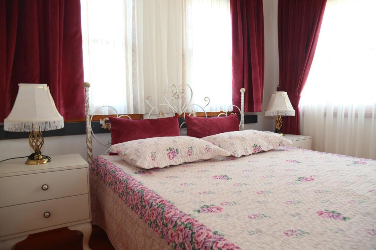Yali Konak Butik Otel Golcuk Екстер'єр фото