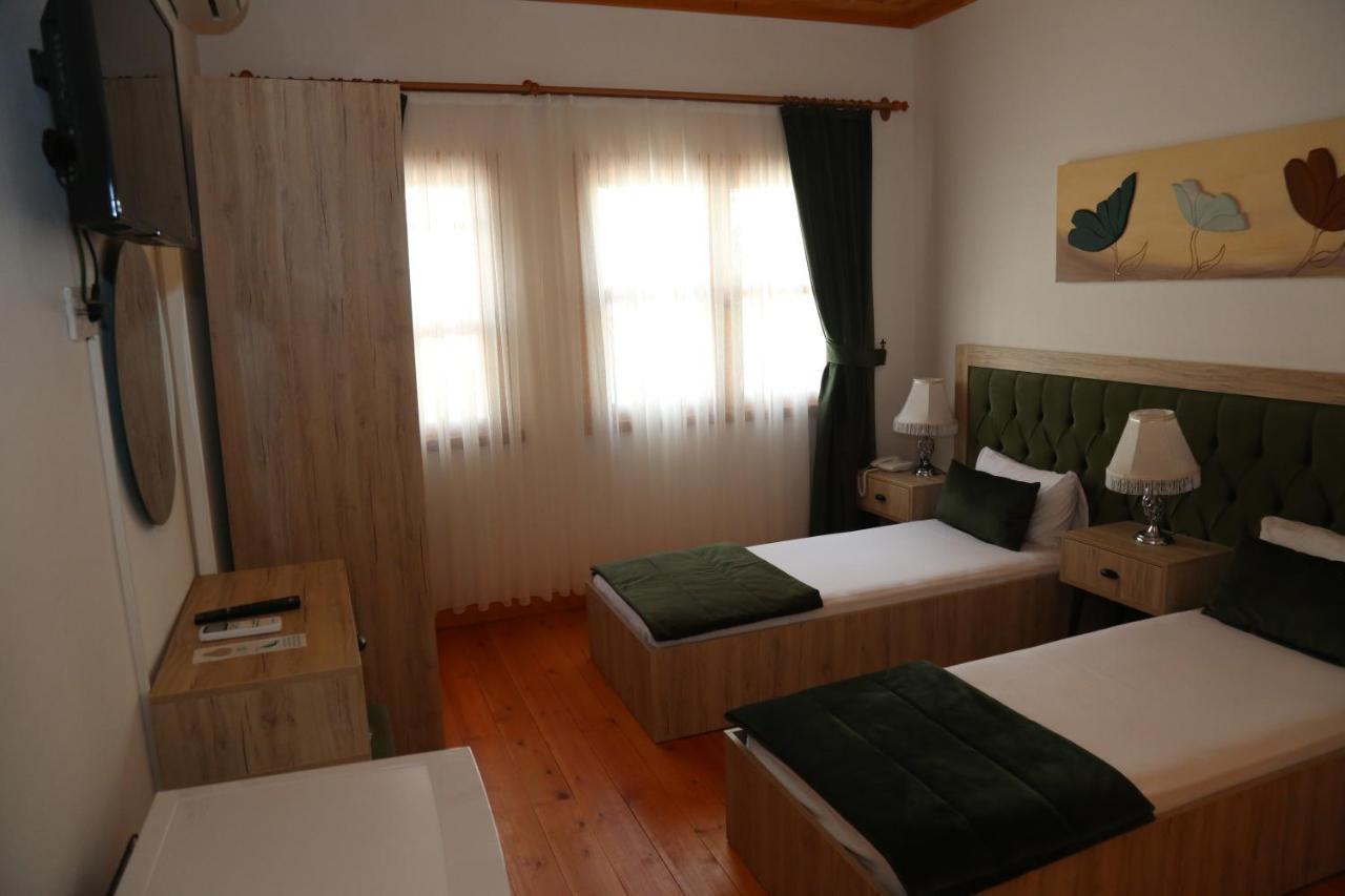 Yali Konak Butik Otel Golcuk Екстер'єр фото