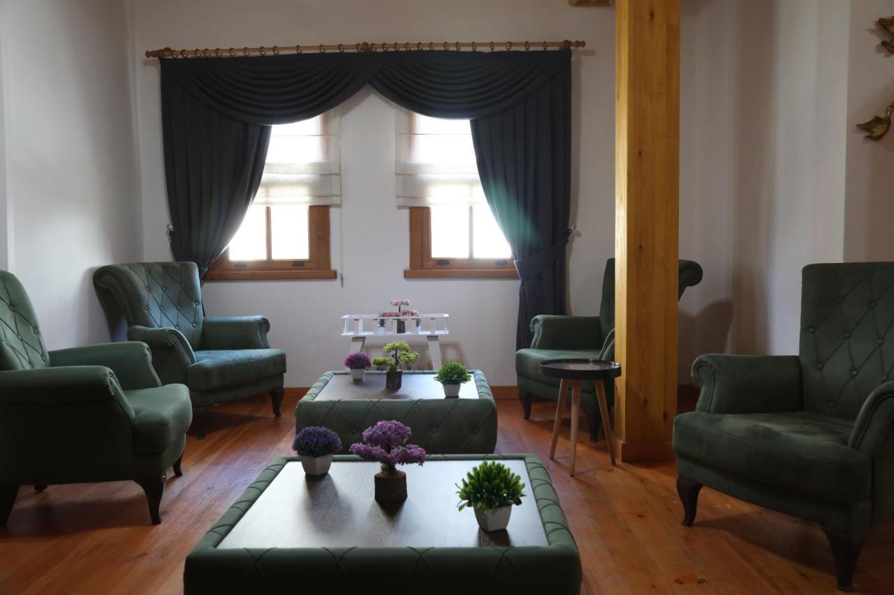 Yali Konak Butik Otel Golcuk Екстер'єр фото